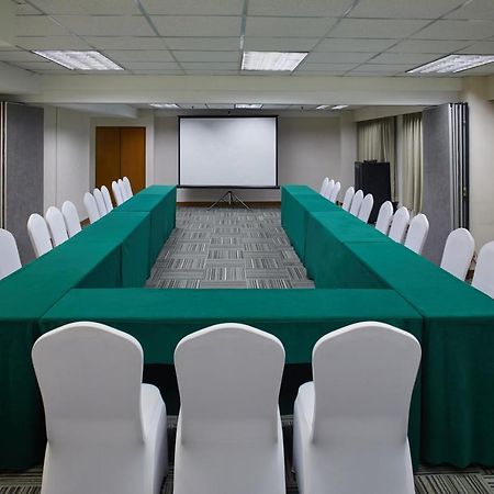 Beijing 5L Hotel Bagian luar foto