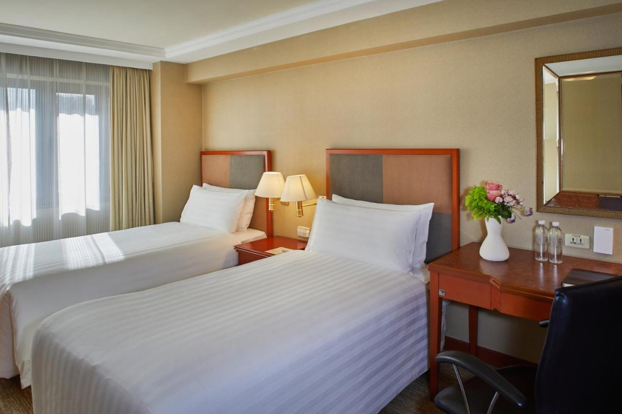 Beijing 5L Hotel Bagian luar foto
