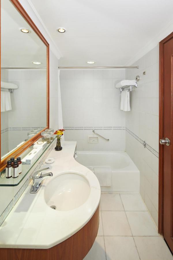 Beijing 5L Hotel Bagian luar foto
